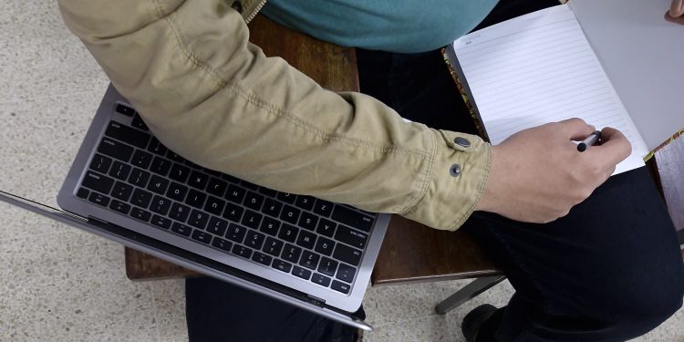 Kursi FH Unpar Tidak Nyaman: Keluhan Mahasiswa yang Belum Terpenuhi